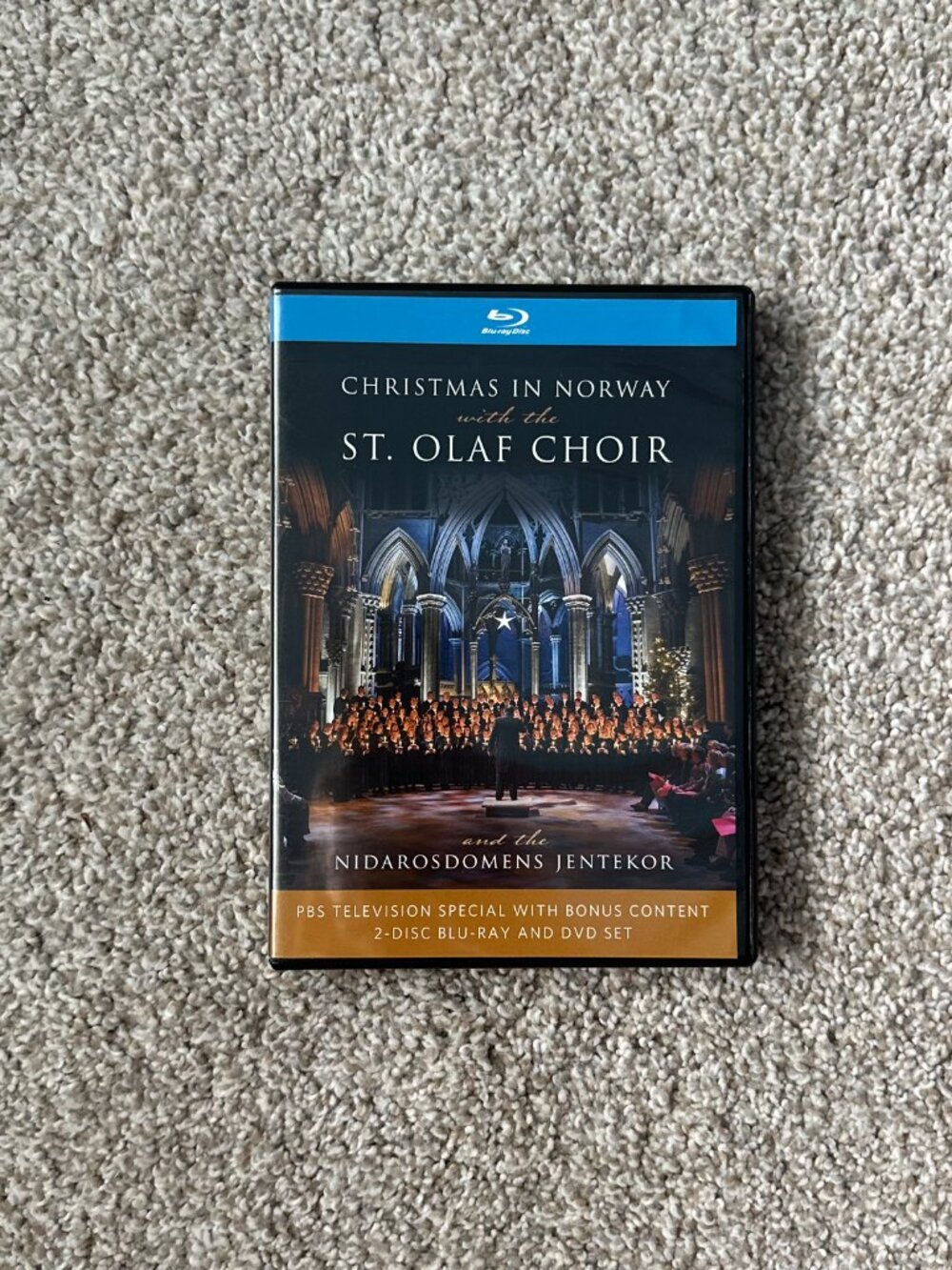 christmas in norway with the st. olaf choir 🤍 2 disc set